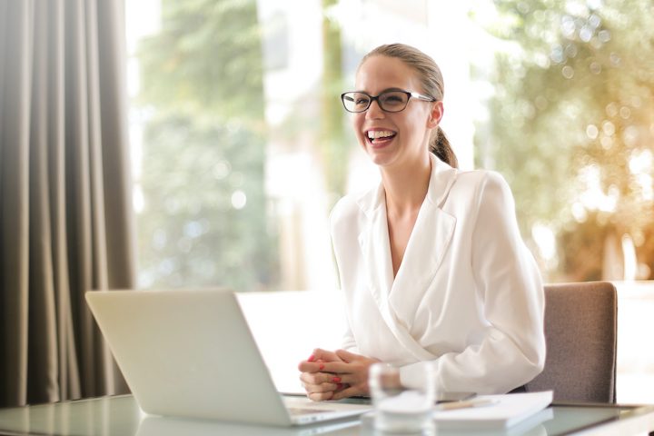 Como envolver seu público em qualquer apresentação on-line